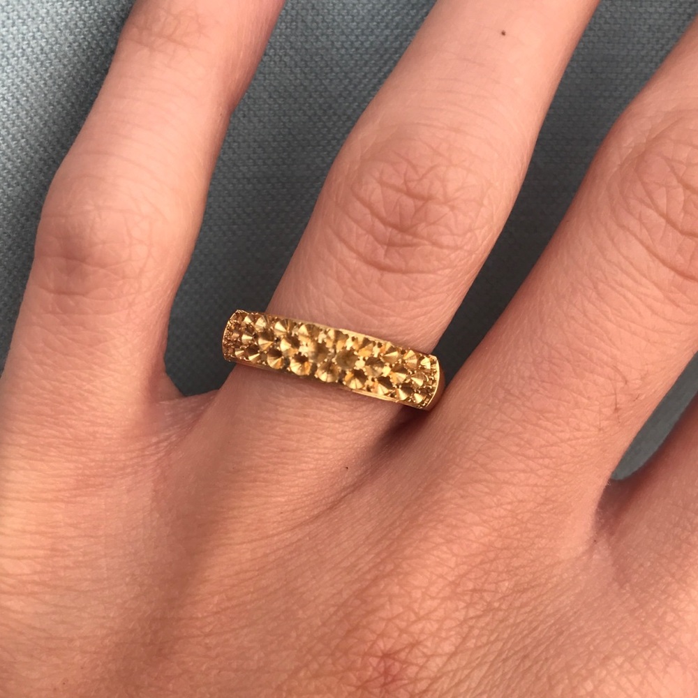 Gold spiked ring
